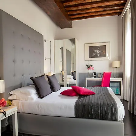 Via Del Corso Gasthof 3*