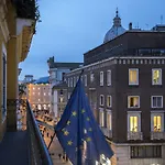 Via Del Corso Rom