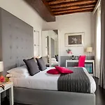 Via Del Corso 4* Rom