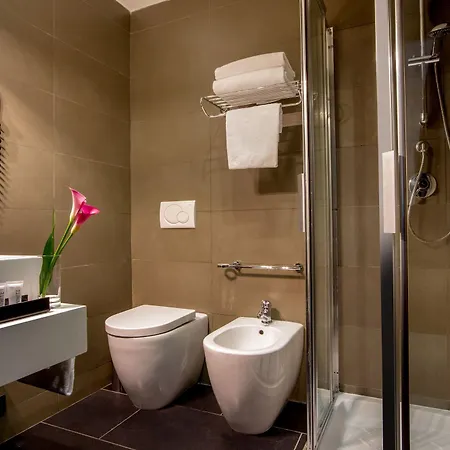 Via Del Corso 3* Рим
