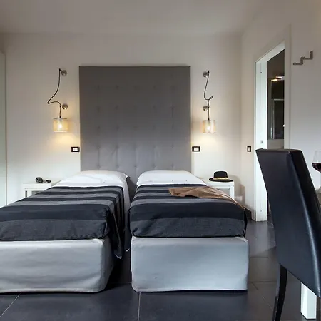 Via Del Corso Pensionat 4*