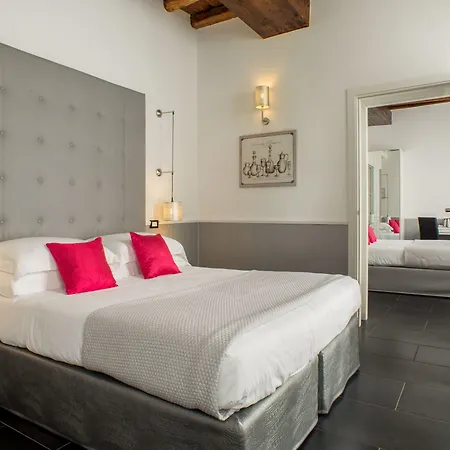 Pensionat Via Del Corso 4*