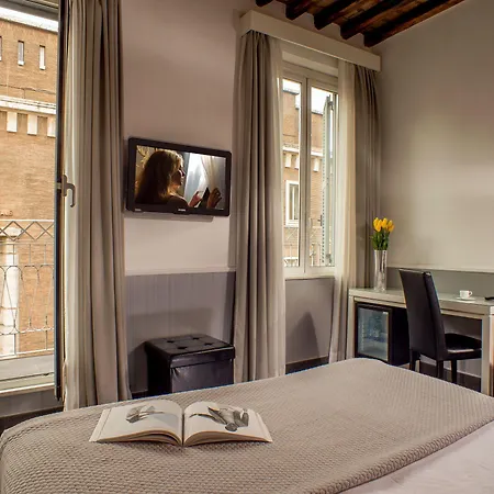 Pensionat Via Del Corso 4*