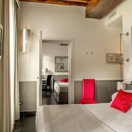 Via Del Corso 4* Rom