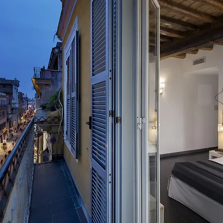 Pensionat Via Del Corso 4*