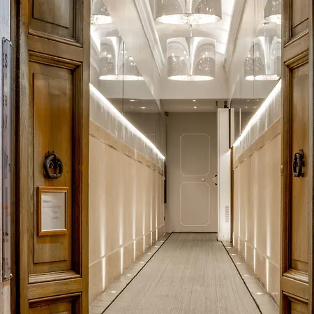 Pensionat Via Del Corso Rom